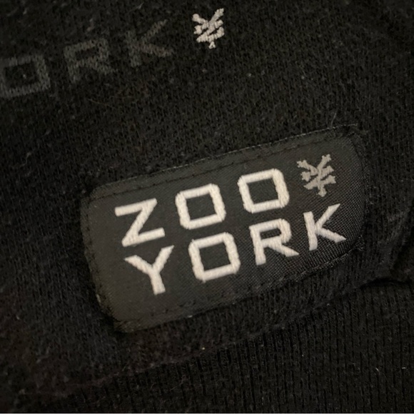 Zoo York Mens Vintage Hoodie XL Black Pullover All Over Print Skate Streetwear - Picture 7 of 8